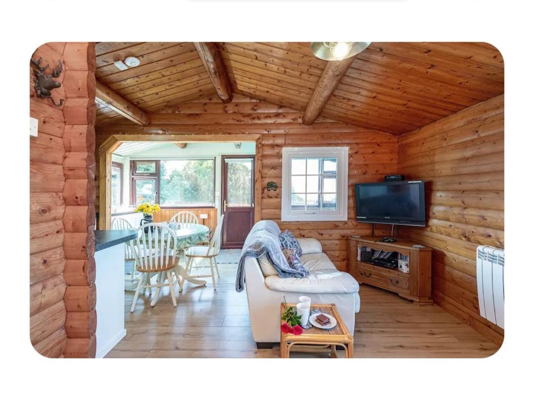 Apartment Snowdonia Escapes # Tranquil With Views, Wi-fi, Dog Friendly & Parking Trawsfynydd